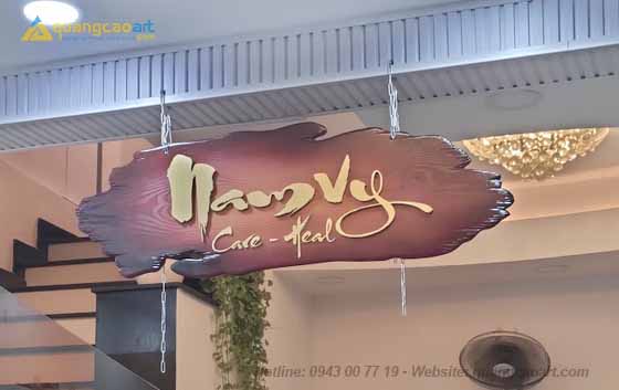 Bảng hiệu spa bằng gỗ đẹp sang trọng