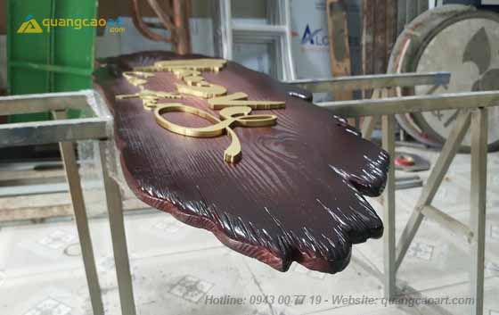 Bảng hiệu spa bằng gỗ đẹp sang trọng