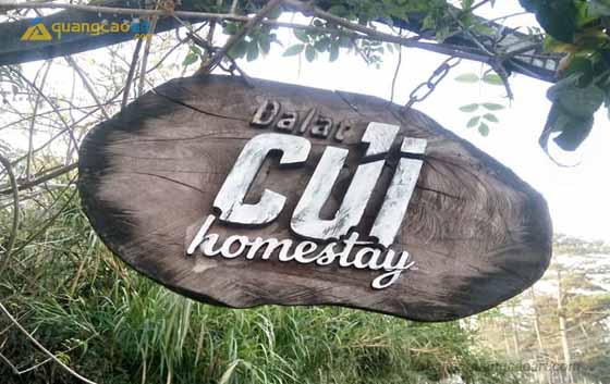 Làm bảng hiệu gỗ homestay